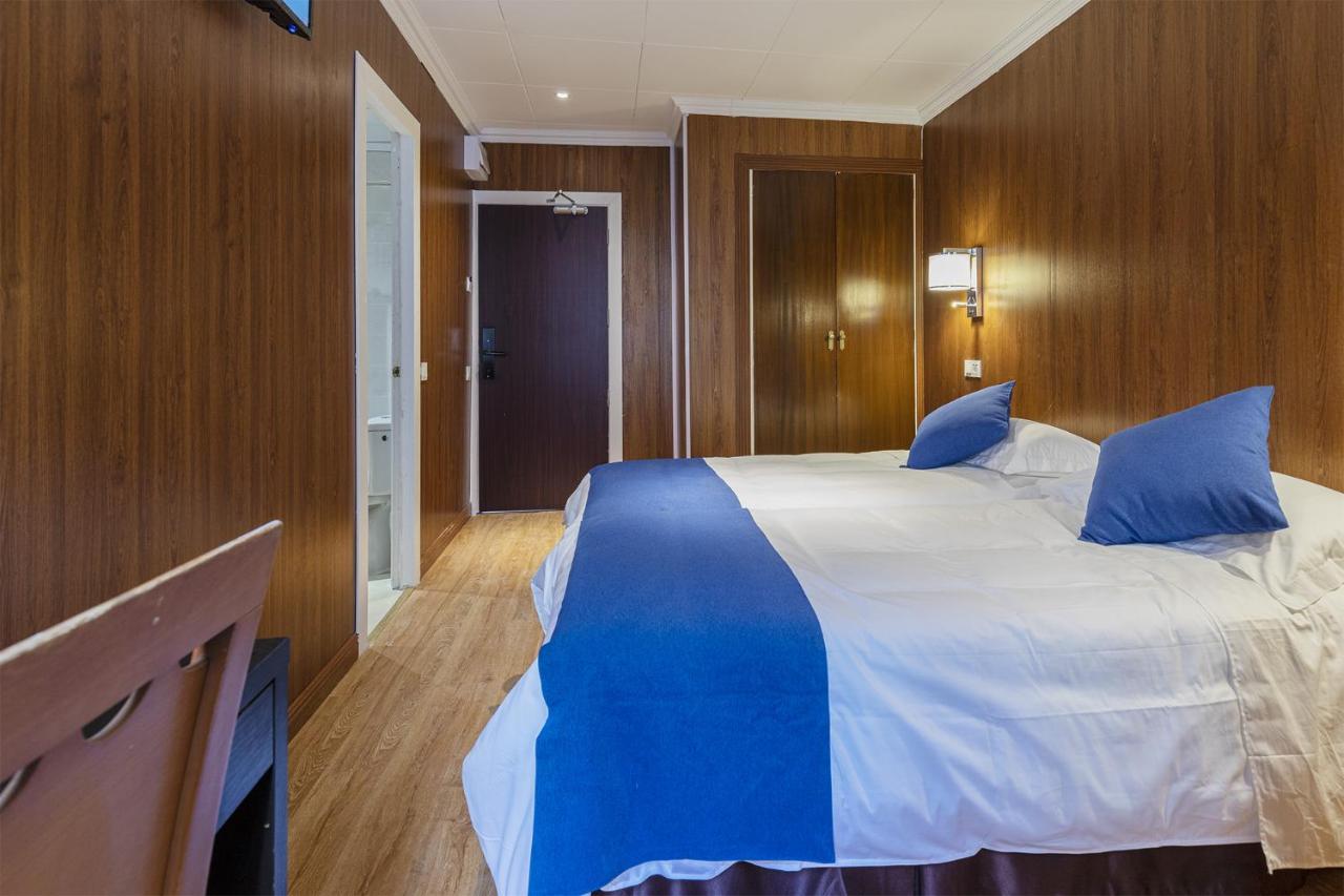 Hotel Vila Calella Szoba fotó