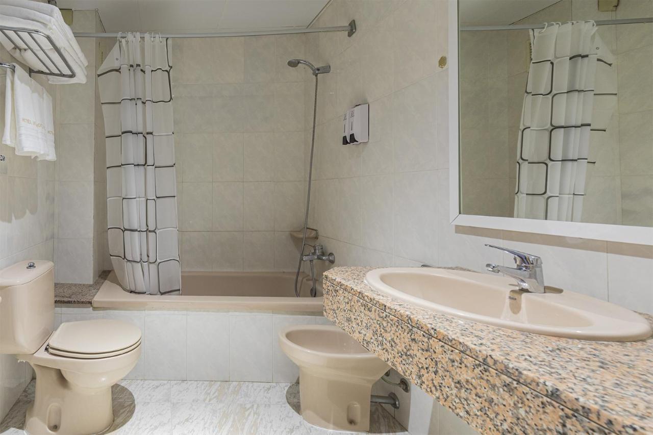 Hotel Vila Calella Kültér fotó