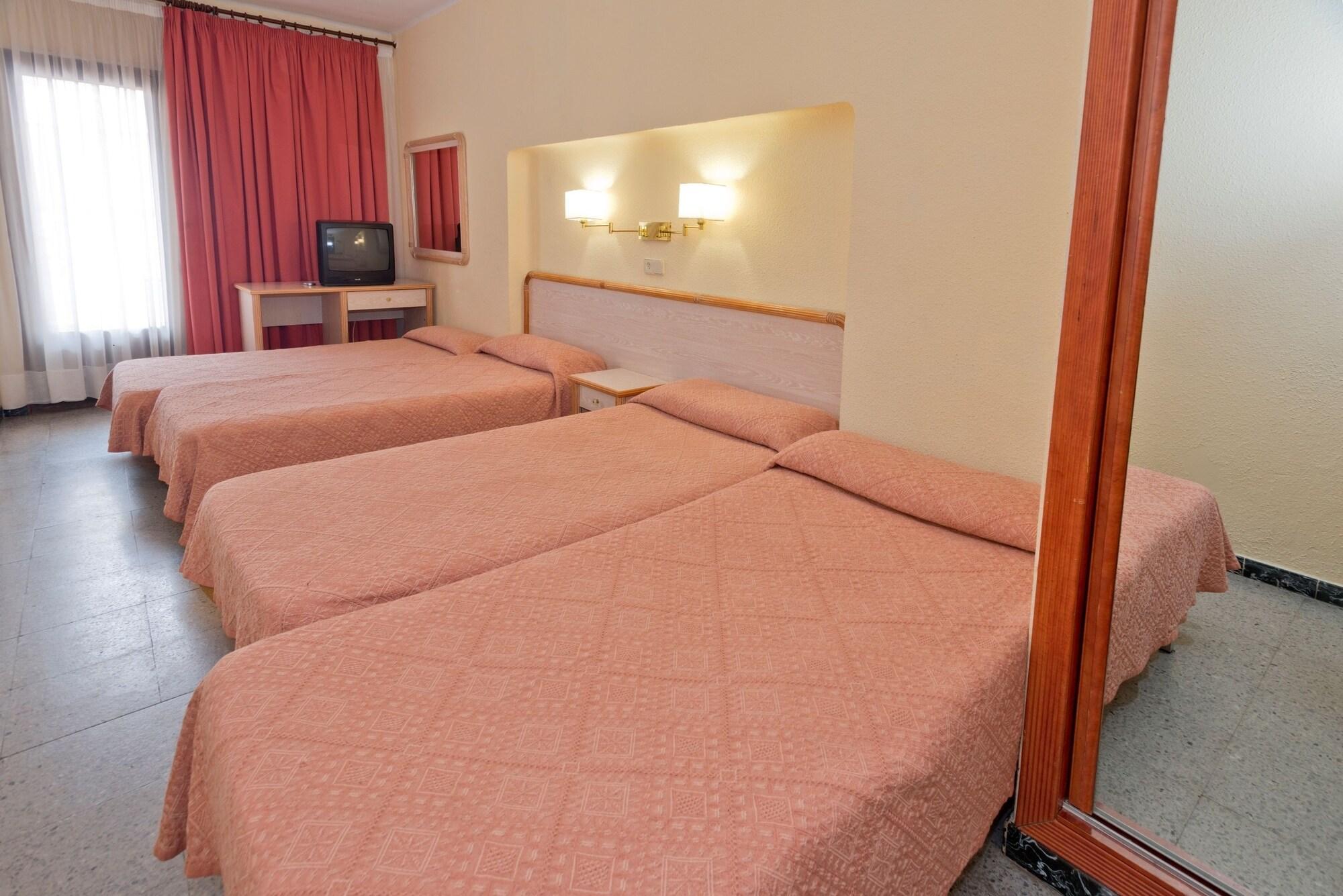 Hotel Vila Calella Kültér fotó