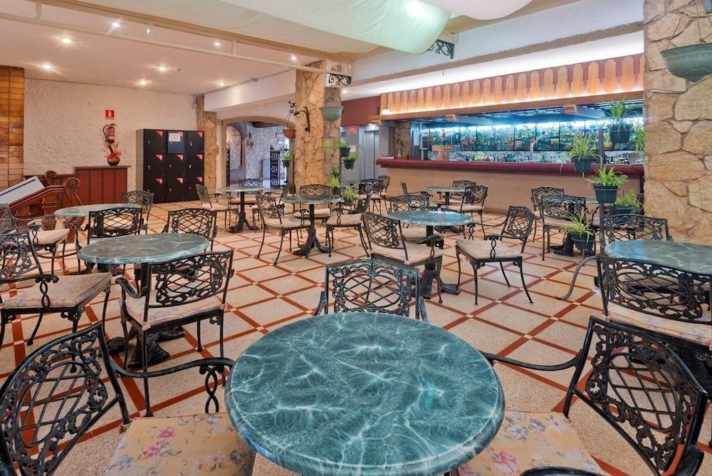 Hotel Vila Calella Kültér fotó